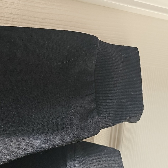 NWT Hybrid The Beatles Abbey Road Album Songs  Black Crewneck Sweater L - Picture 5 of 15